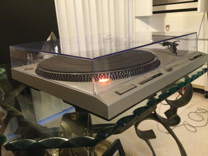 TECHNICS SL-D303 TURNTABLE, JUST ABOUT MINT, STANTON 680 CARTRIDGE, SERVICED, WARCH VIDEO!