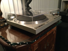 Pioneer PL-600 Turntable, Just About Mint, Shure V-15 Type III Cartridge, New Lid, Serviced, Watch Video!
