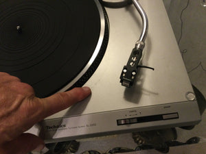 Technics SL-D202 Turntable, Near Mint, Shure Cartridge, New Lid, Serviced, Watch Video!