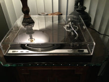 Yamaha YP-D4 Turntable, Just About Mint, Audio Technica Cartridge, New Lid, Serviced, Watch Video!