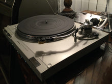 Technics SL-D2 Turntable, Just About Mint, Audio Technica Cartridge, New Lid, Serviced, Watch Video!