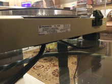 Pioneer PL-516 Turntable, Near Mint, Audio Technica Cartridge, New Lid, Serviced, Watch Video!