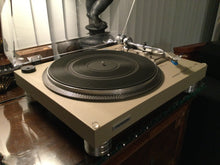 Pioneer PL-516 Turntable, Just About Mint, ADC Cartridge, New Lid, Serviced, Watch Video!