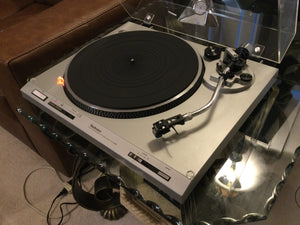 Technics SL-D202 Turntable, Near Mint, Shure Cartridge, New Lid, Serviced, Watch Video!