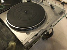 Technics SL-D2 Turntable, Just About Mint, Audio Technica AT13Ea Cartridge, New Lid, Serviced, Watch Video!