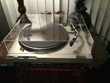Technics SL-D1 Turntable, Just About Mint, Shure M91ED Cartridge, New Lid, Serviced, Watch Video!