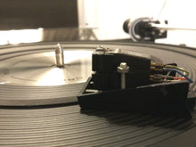 DUAL 601 TURNTABLE, JUST ABOUT MINT, SHURE CARTRIDGE, NEW LID, SERVICED