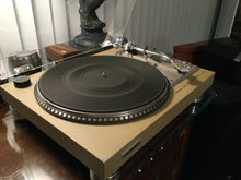 Pioneer PL-560 Tirntable, Absolutely Mint, Shure Cartridge, NOS Lid, Serviced, Watch Video!