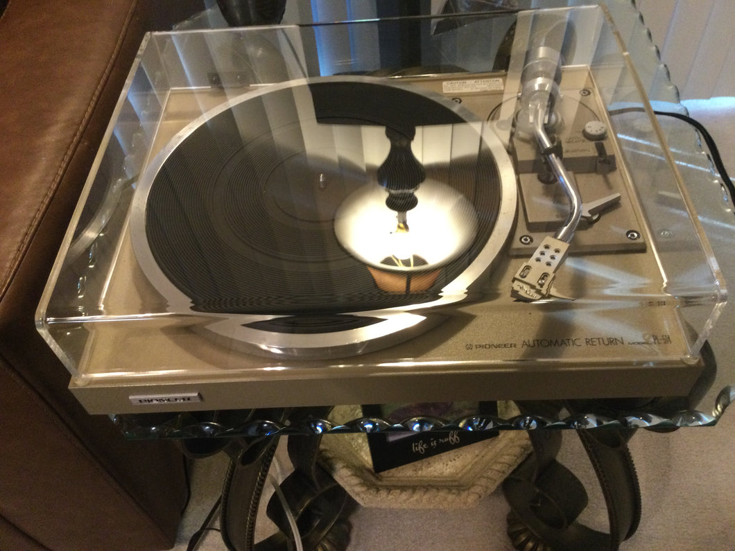 Pioneer PL-514 Turntable, Extra Clean, Pickering Cartridge, New Lid, Serviced, Watch Video!