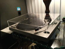 Technics SL-1800 Turntable, Just About Mint, Shure RXT6 Cartridge, New Lid, Serviced & Recapped, Original Manual, Watch Video!