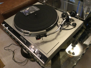 Technics SL-5200 Turntable, Just About Mint, Audio Technica Cartridge, New Lid, Recapped, Watch Video!