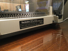 Technics SL-D205 Turntable, Absolutely Mint, Stanton Cartridge, New Lid, Serviced, Watch Video!