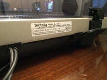 Technics SL-1650 Turntable, Absolutely Mint Time Capsule, Stacker Spindle, Audio Technica AT14Sa Cartridge, Serviced, Watch Video!