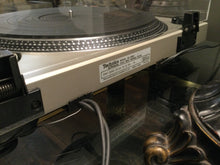 Technics SL-1800 Turntable, Just About Mint, Shure RXT6 Cartridge, New Lid, Serviced & Recapped, Original Manual, Watch Video!
