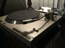 Pioneer PL-600 Turntable, Absolutely Mint, Acutex 320STR Cartridge, New Lid, Serviced, Watch Video!