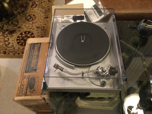 Technics SL-3350 Turntable, Just About Mint, Shure M70EJ Cartridge, Original Box& Manual, Drop Spindles, Watch Video!