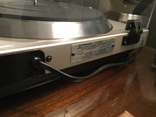 Pioneer PL-600 Turntable, Absolutely Mint, Acutex 320STR Cartridge, New Lid, Serviced, Watch Video!