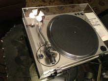 Technics SL-1800 Turntable, Just About Mint, Shure RXT6 Cartridge, New Lid, Serviced & Recapped, Original Manual, Watch Video!