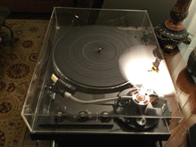 Technics SL-1900 Turntable, Near Mint, Shure Cartridge, New Lid, Serviced, Watch Video!