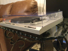 TECHNICS SL-D303 TURNTABLE, JUST ABOUT MINT, STANTON 680 CARTRIDGE, SERVICED, WARCH VIDEO!