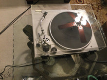 Technics SL-D2 Turntable, Just About Mint, Audio Technica AT13Ea Cartridge, New Lid, Serviced, Watch Video!