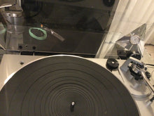 Technics SL-D2 Turntable, Just About Mint, Audio Technica AT13Ea Cartridge, New Lid, Serviced, Watch Video!