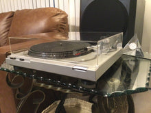 Technics SL-D2 Turntable, Just About Mint, Audio Technica AT13Ea Cartridge, New Lid, Serviced, Watch Video!