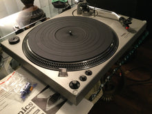 Technics SL-1800 Turntable, Just About Mint, Shure RXT6 Cartridge, New Lid, Serviced & Recapped, Original Manual, Watch Video!