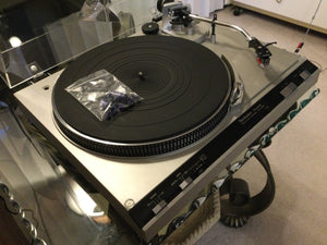 Technics SL-5200 Turntable, Just About Mint, Audio Technica Cartridge, New Lid, Recapped, Watch Video!